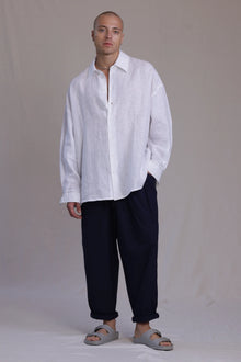 ALBI Kaze Shirt, an oversized linen shirt with a classic collar and bold hand-stitched detailing