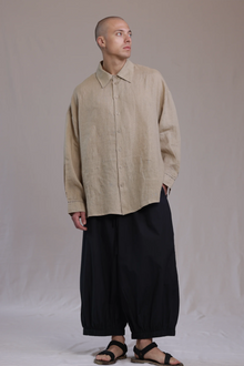 ALBI Kaze Shirt, an oversized linen shirt with a classic collar and bold hand-stitched detailing