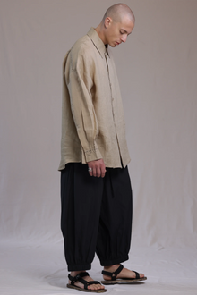 ALBI Kaze Shirt, an oversized linen shirt with a classic collar and bold hand-stitched detailing